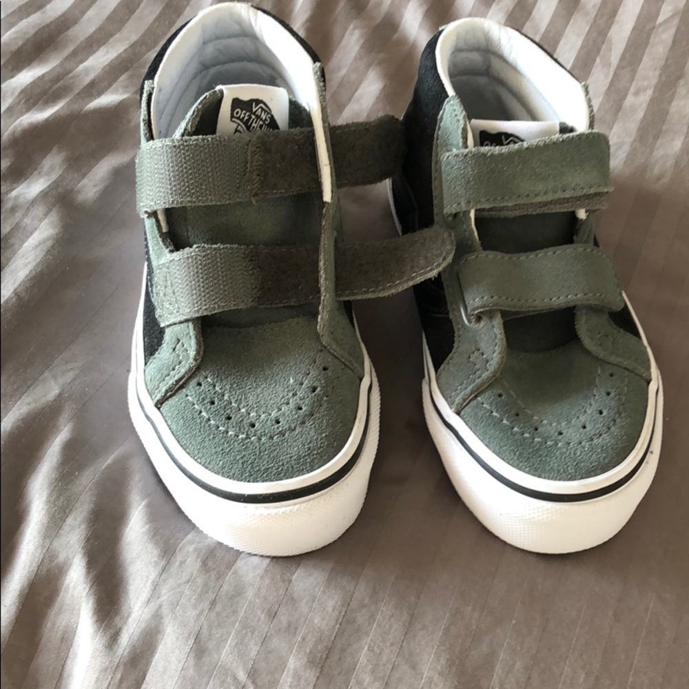 Brand new kids Vans